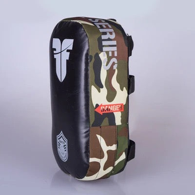 Fighter Thai Kick Shield MAXI - Marcat Combat